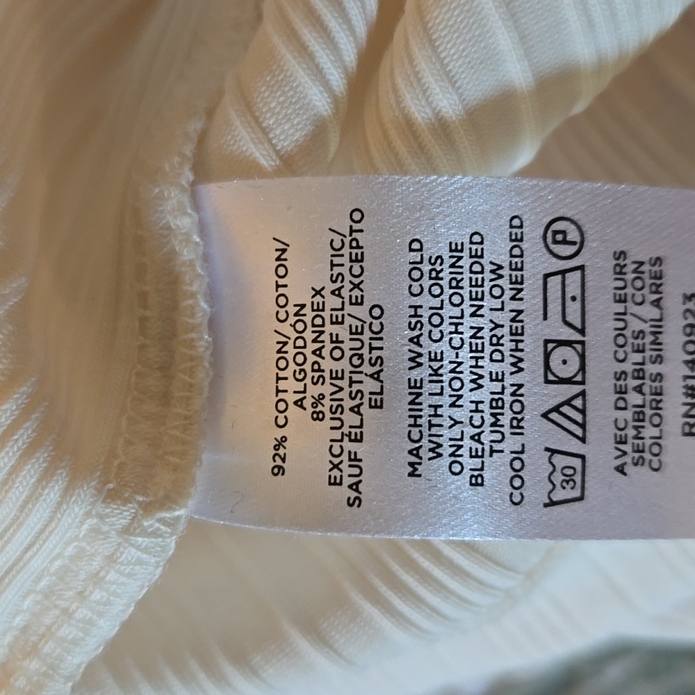 Pair of LOFT Ruffled High Neck Tops Sz XXL - Picture 6 of 6